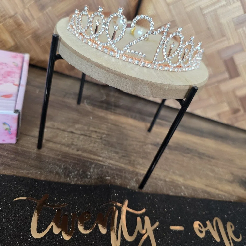 Rose Gold‎ Metal Rhinestone Happy 21st Birthday Princess Tiara Sash Party Outfit